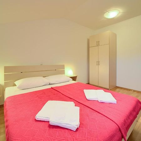 Apartments Ivica Krk Island Šilo Extérieur photo