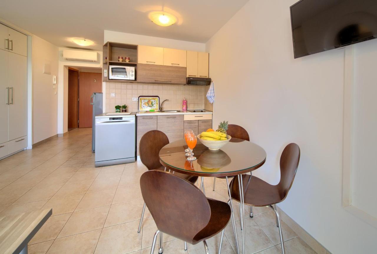 Apartments Ivica Krk Island Šilo Extérieur photo