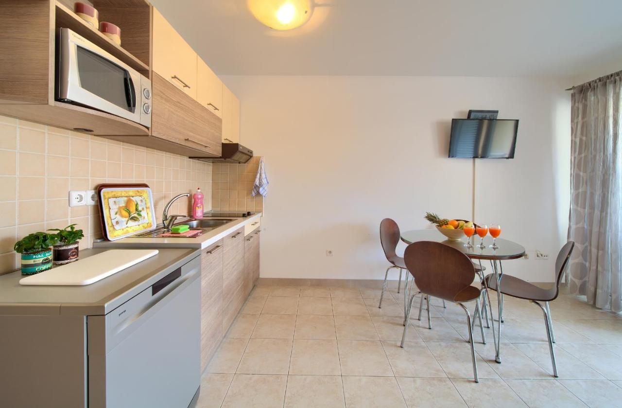 Apartments Ivica Krk Island Šilo Extérieur photo